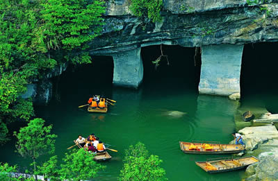 花山谜窟 花山谜窟